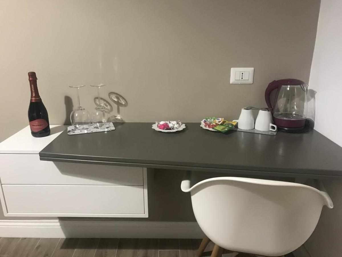 Domus Alysar Apartment โรม ภายนอก รูปภาพ